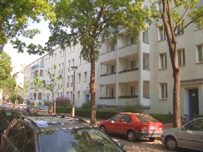 2 Zimmer / 48,94 m² – Blick ins Grüne zum Selbstrenovieren, Wassermannstr. 86, 2.G LI - Foto 1