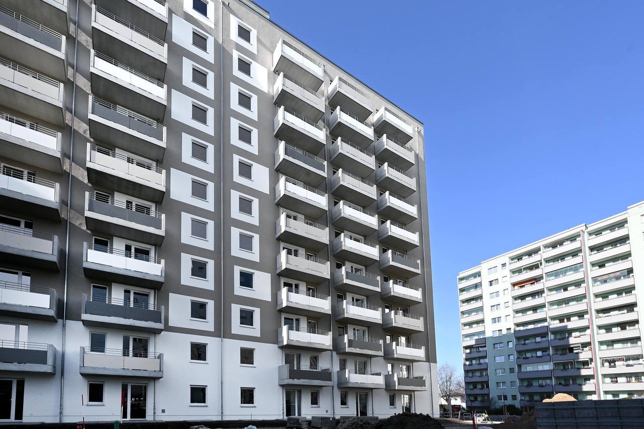 2 Zimmer / 65,82 m² – moderne 2-Zimmer-Wohnung in der Mittenwalder Str. 10 - Foto 1