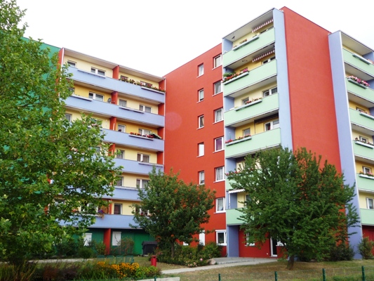 1 Zimmer / 36,37 m² – Seniorenwohnung mit Duschbad und schickem Einbauschrank im Flur! - Photo 1